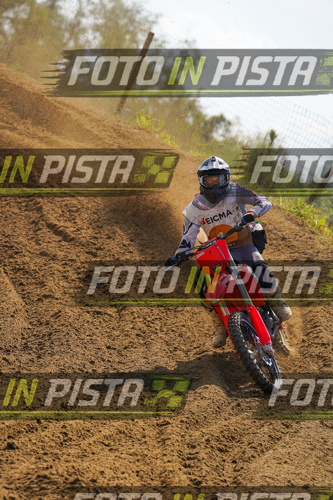 EICMA 19-09 14:00-15:00 · DOS09816