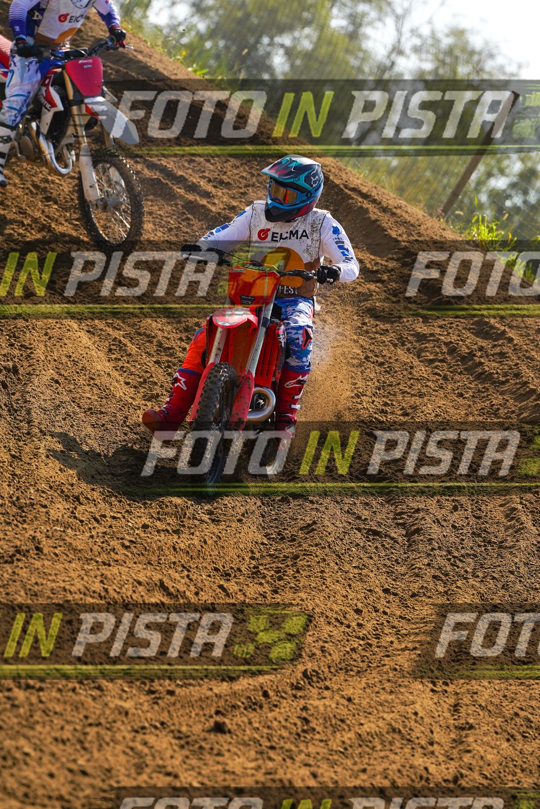 EICMA 19-09 14:00-15:00 · DOS09822