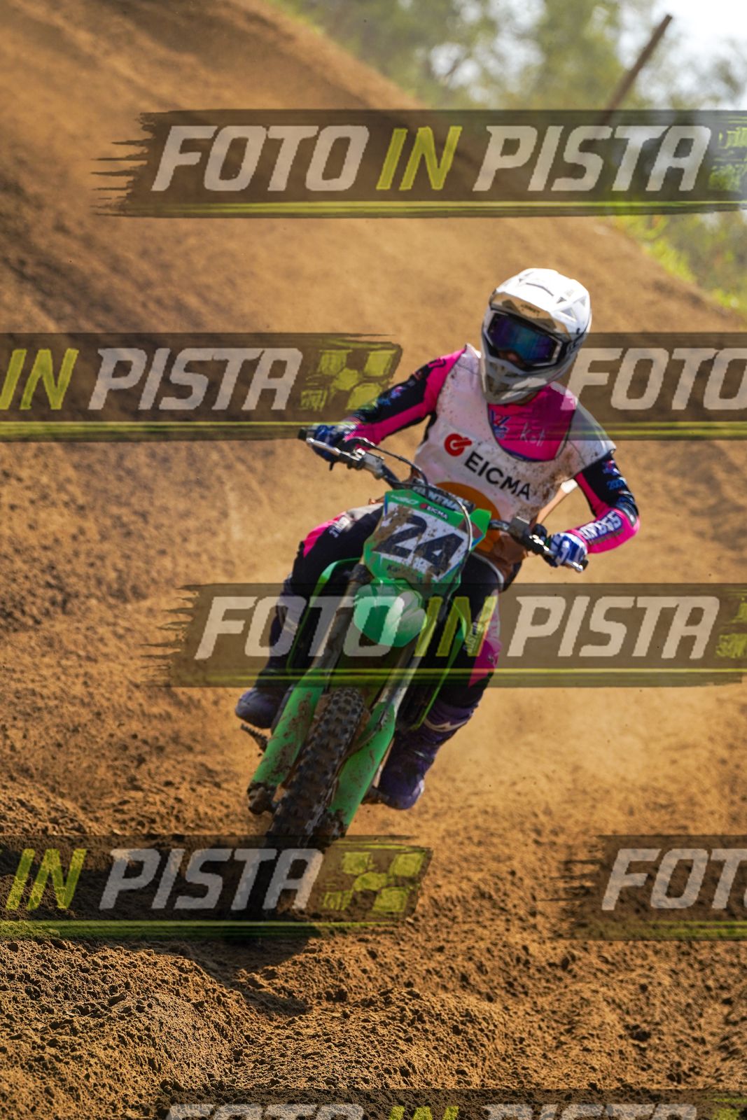 EICMA 19-09 14:00-15:00 · DOS09832