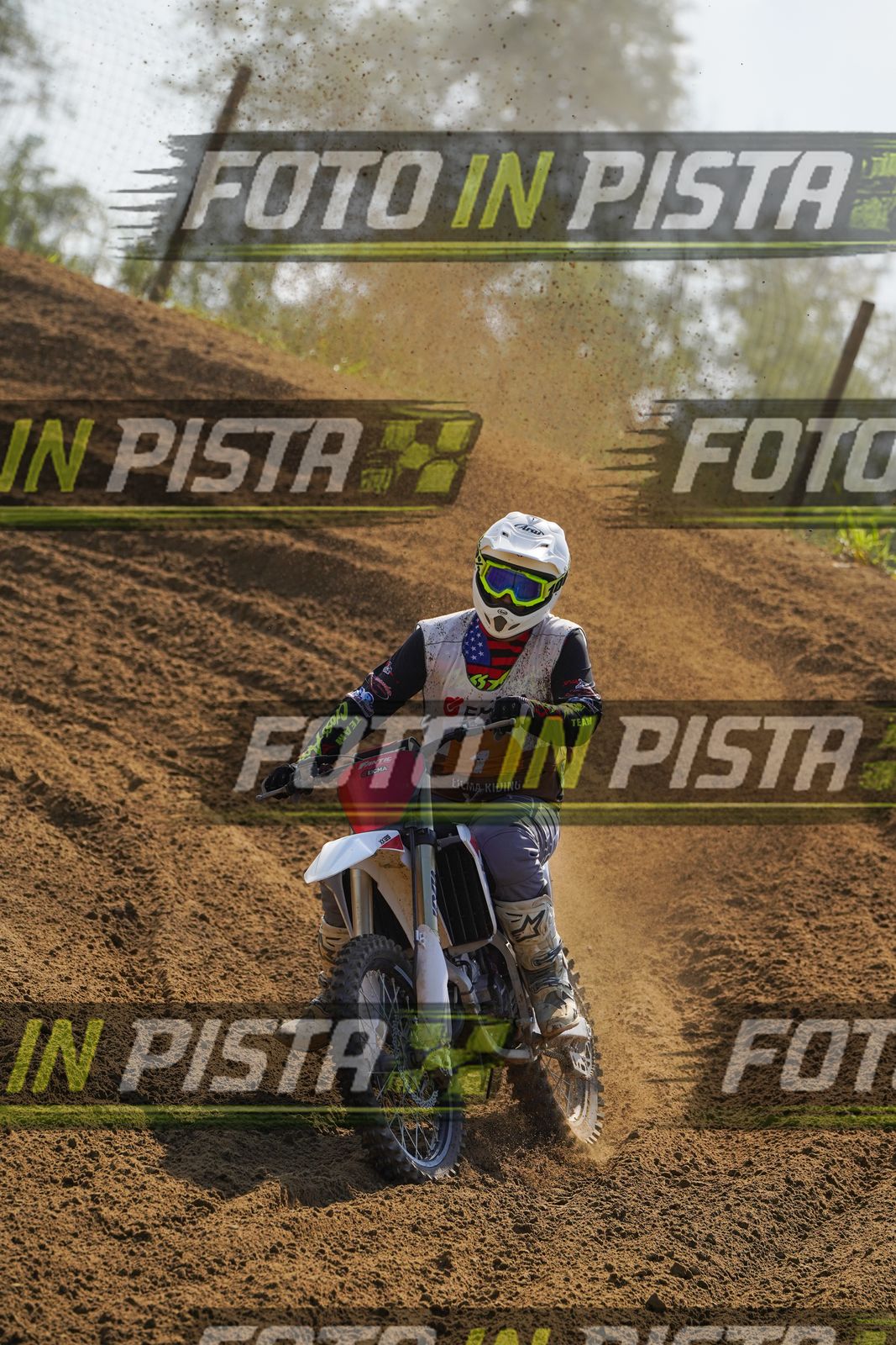 EICMA 19-09 14:00-15:00 · DOS09838