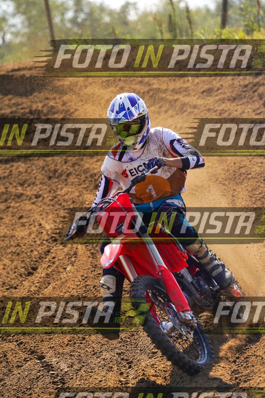 EICMA 19-09 14:00-15:00 · DOS09842