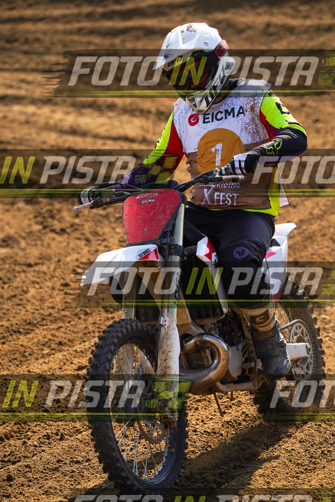 EICMA 19-09 14:00-15:00 · DOS09850