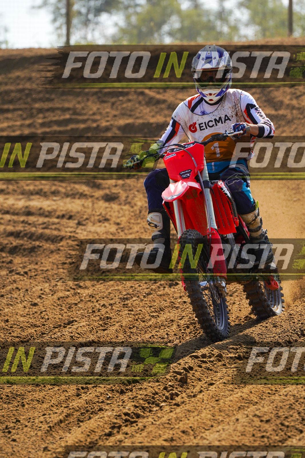 EICMA 19-09 14:00-15:00 · DOS09906