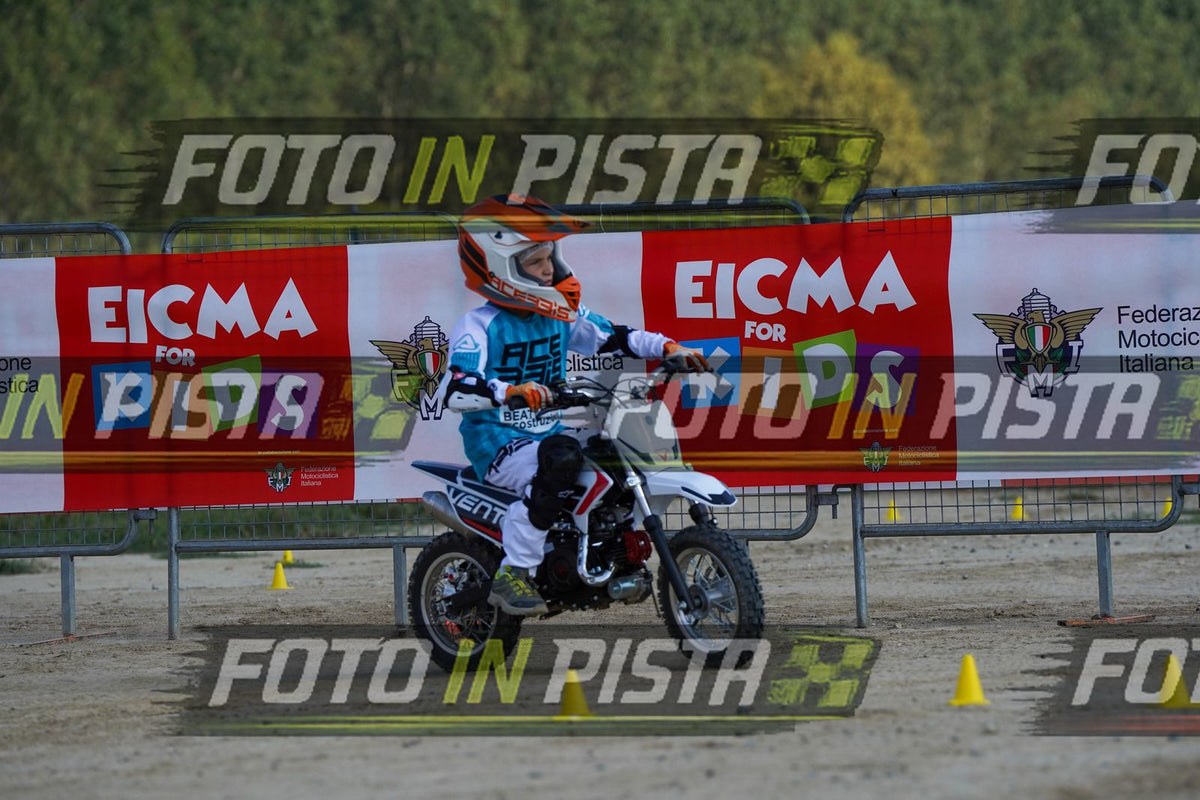 EICMA 19-09 15:00-16:00 · DOS09921