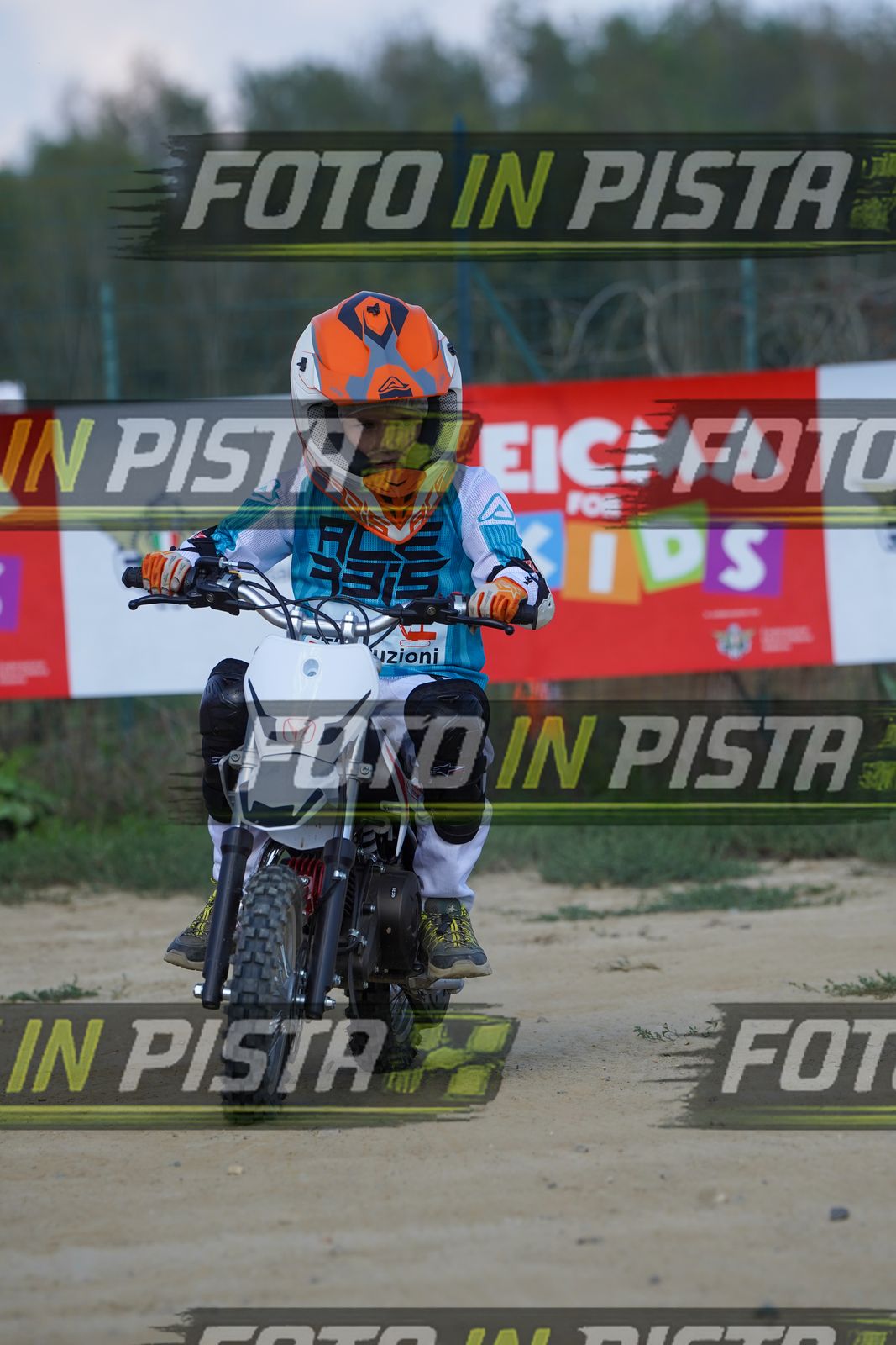 EICMA 19-09 15:00-16:00 · DOS09936