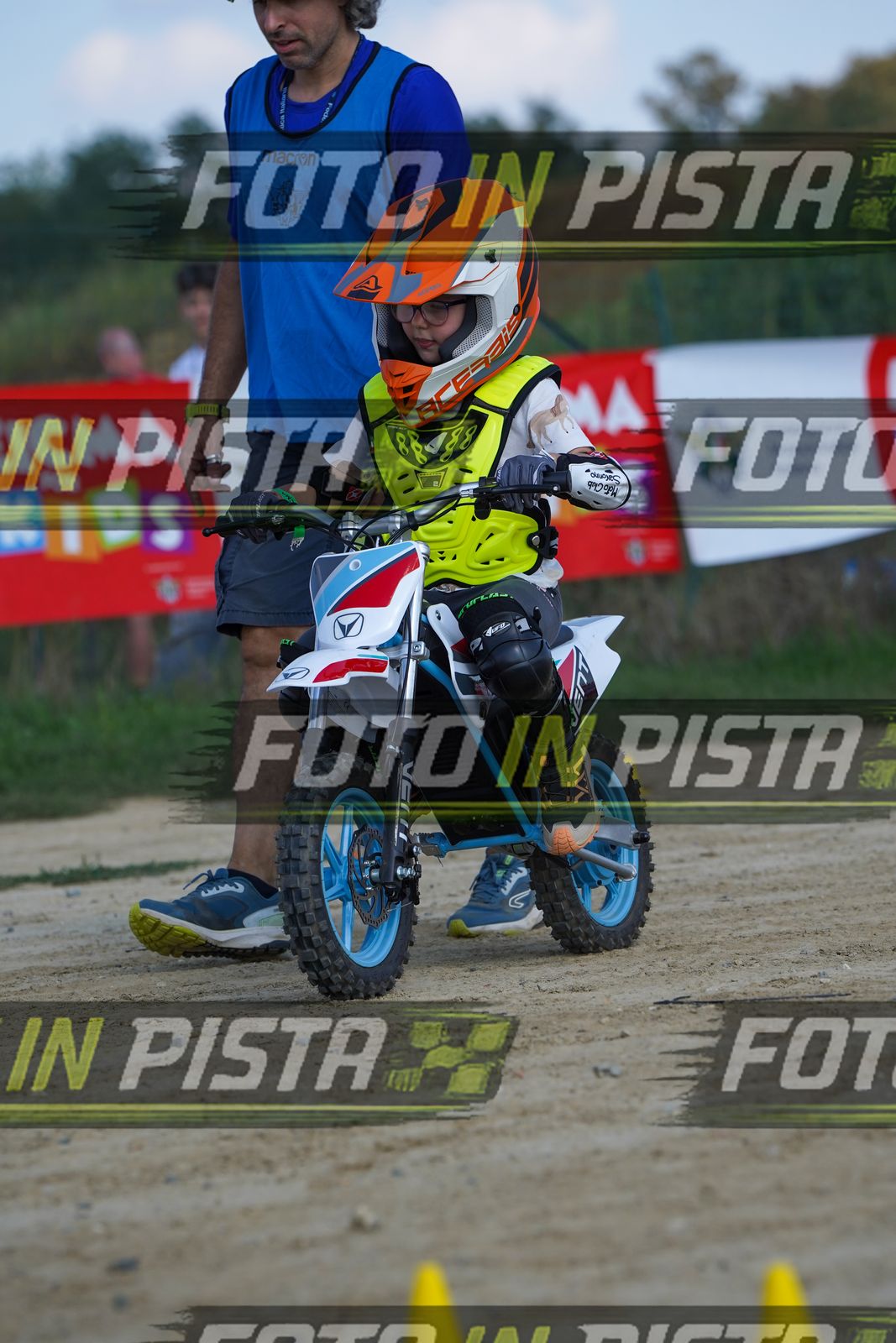 EICMA 19-09 15:00-16:00 · DOS09941