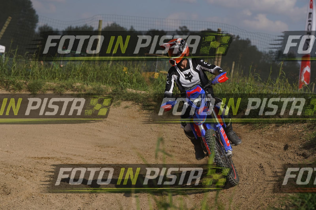 EICMA 19-09 15:00-16:00 · DOS09947