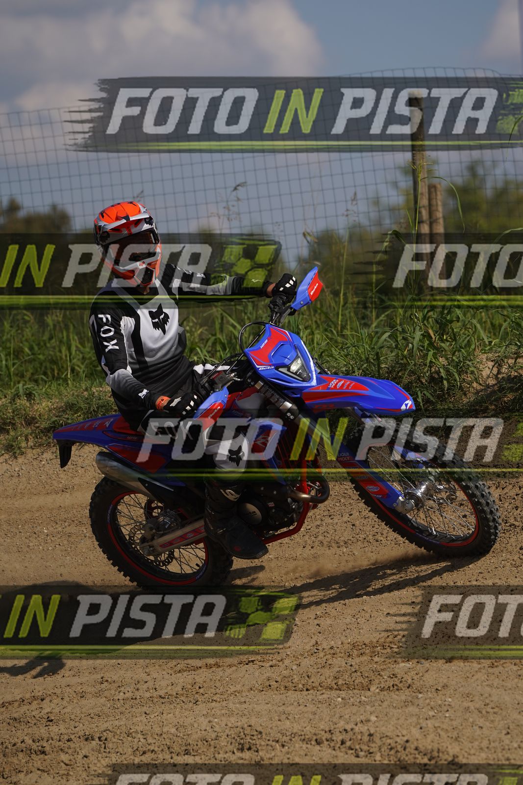 EICMA 19-09 15:00-16:00 · DOS09961