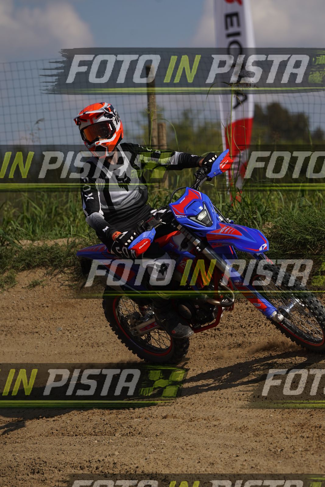 EICMA 19-09 15:00-16:00 · DOS09963