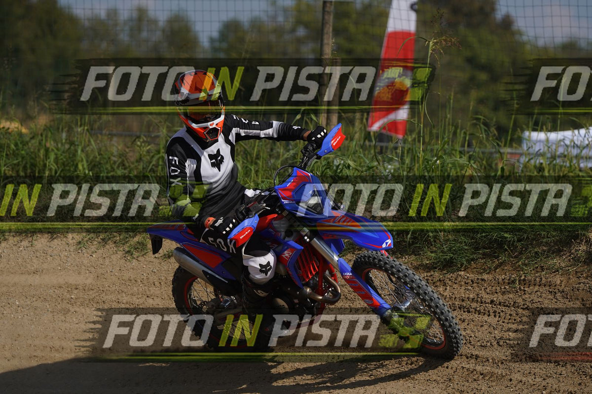 EICMA 19-09 15:00-16:00 · DOS09976