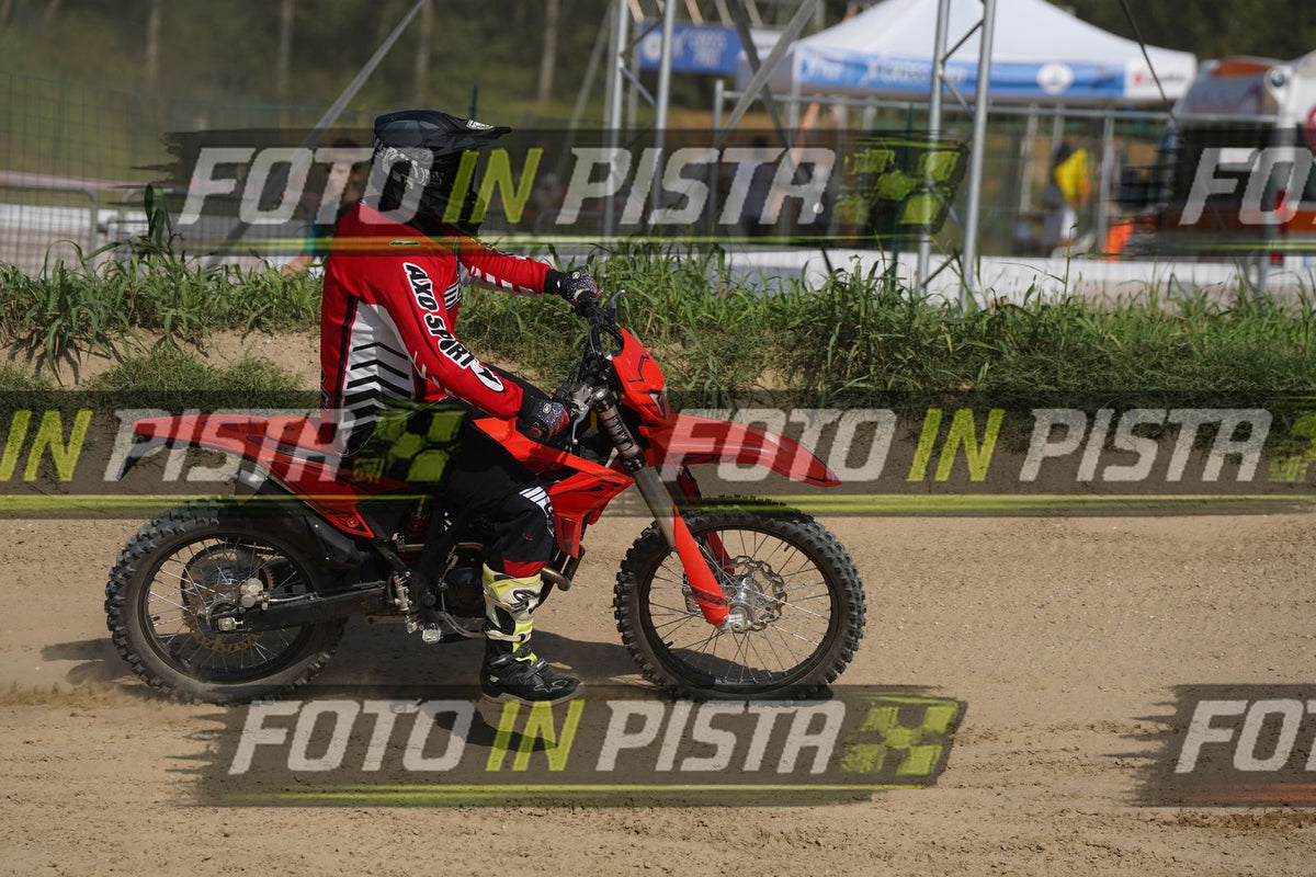 EICMA 19-09 15:00-16:00 · DOS09980