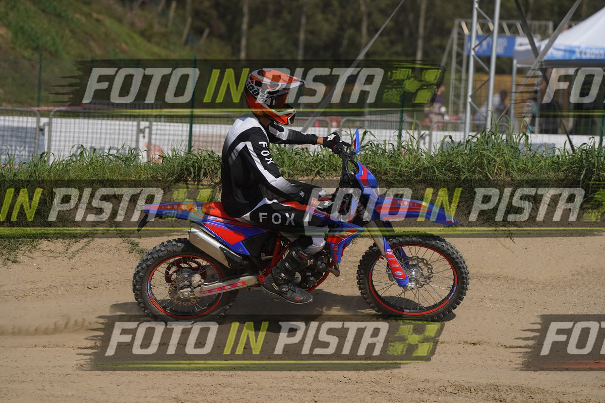 EICMA 19-09 15:00-16:00 · DOS09985