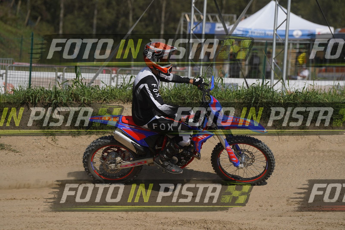 EICMA 19-09 15:00-16:00 · DOS09986
