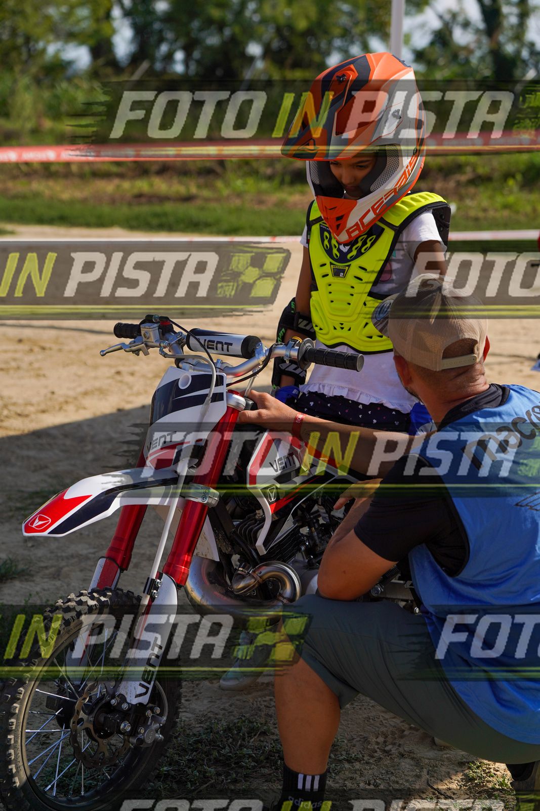 EICMA 19-09 15:00-16:00 · DOS09999