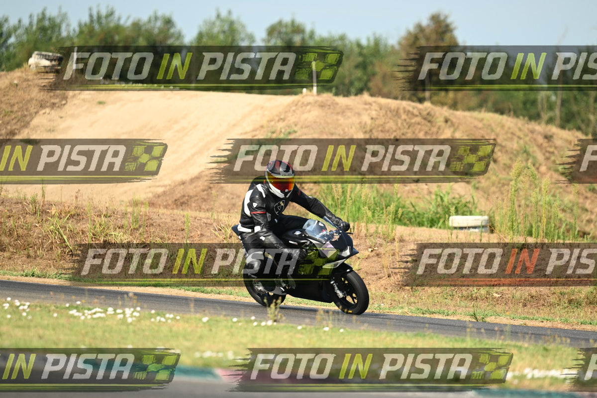 EICMA 19-09 10:00-11:00 · DSC_9400