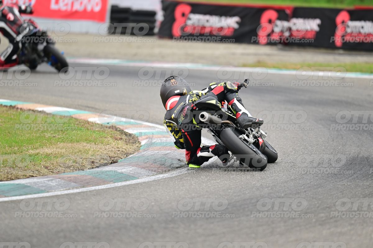 PITBIKE - SCOOTER 10 · DSH_0044