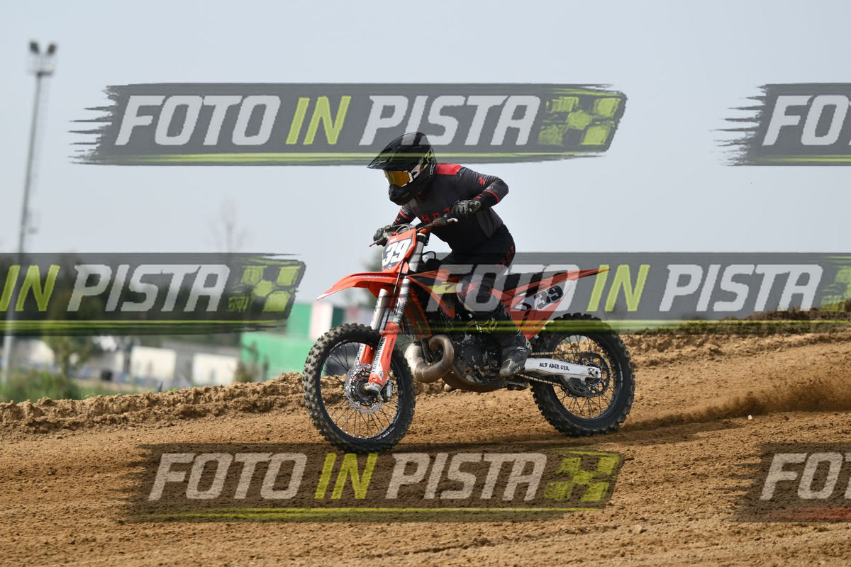 39 · DSH_0067