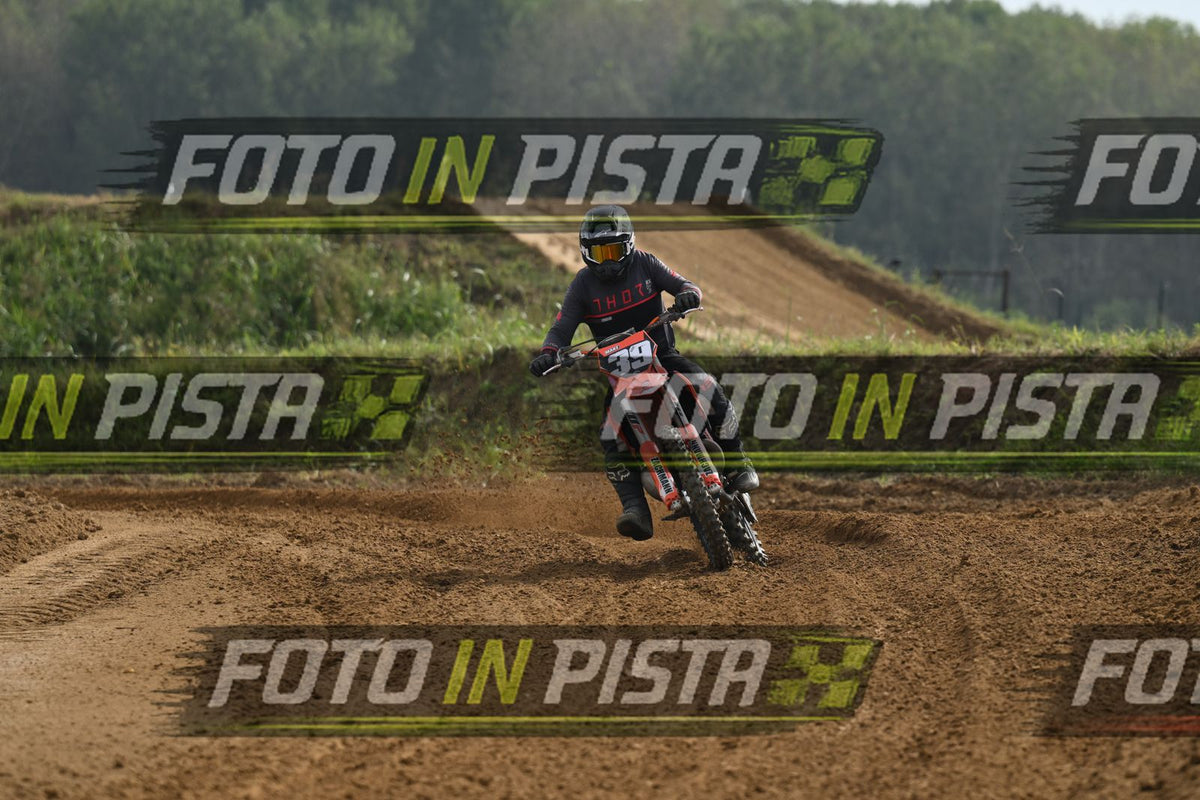 39 · DSH_0079