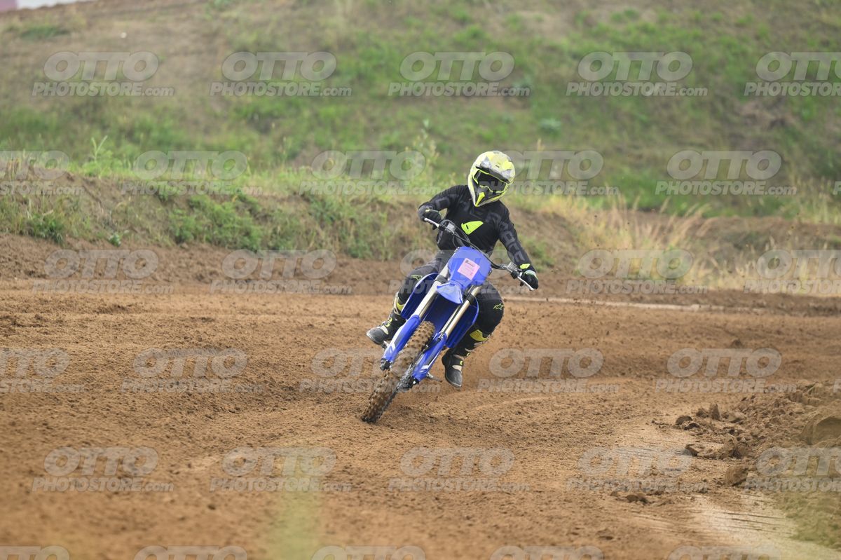 YAMAHA YZ -45F blue - Yellow Helmet · DSH_0108