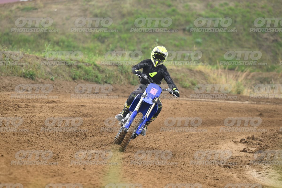 YAMAHA YZ -45F blue - Yellow Helmet · DSH_0109
