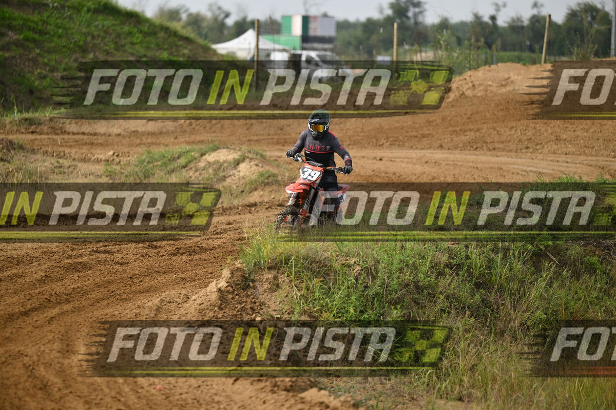 39 · DSH_0122