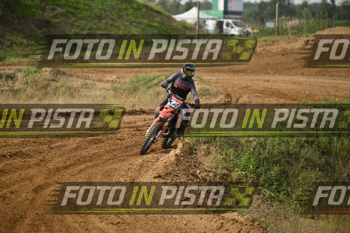 39 · DSH_0123