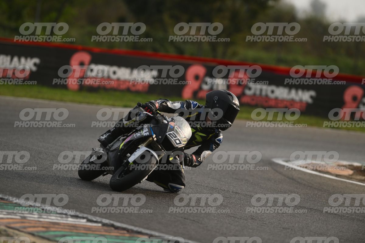 PITBIKE - SCOOTER 20 · DSH_0142