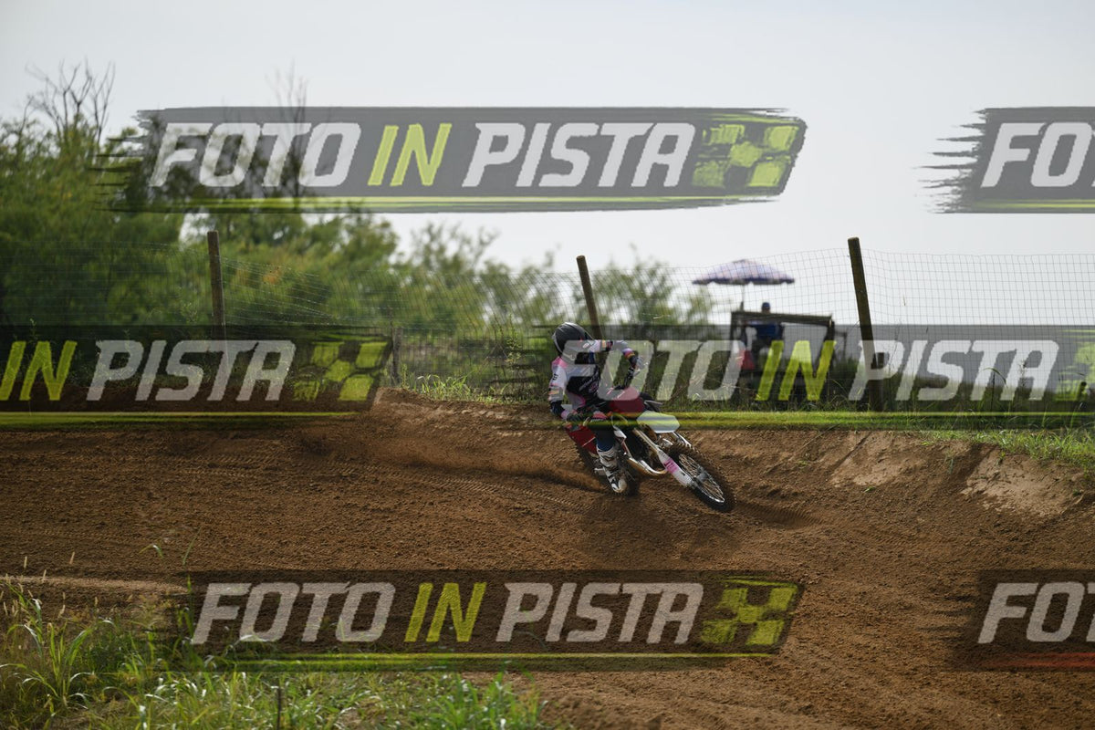 FANTIC RED PINK · DSH_0176