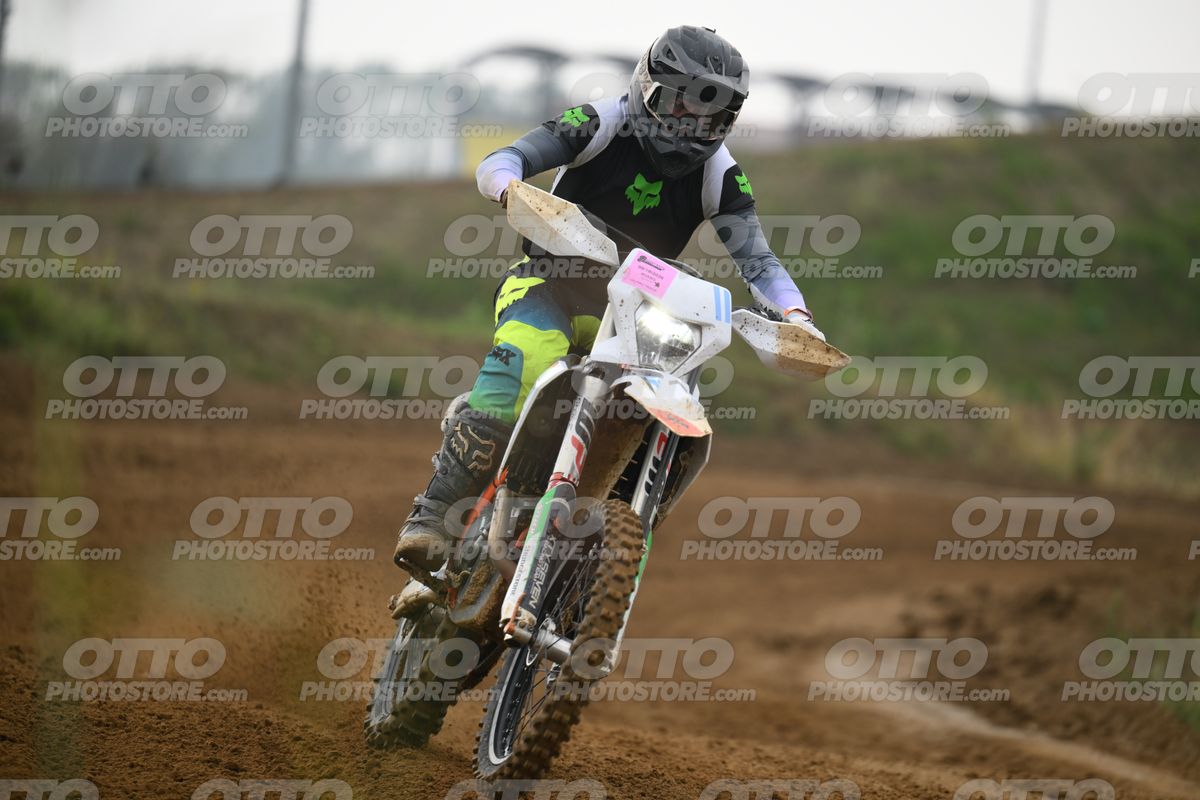 WHITE BIKE WITH PINK NUMBER PLATE - BLACK GREY FLUO GREEN FOX SUIT WITH FLUO YELLOW GREEN TEAL PANTS - BLACK GREY HELMET · DSH_0176