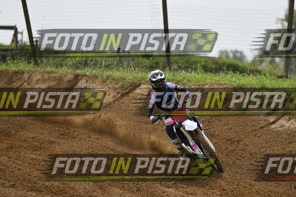 FANTIC RED PINK · DSH_0179