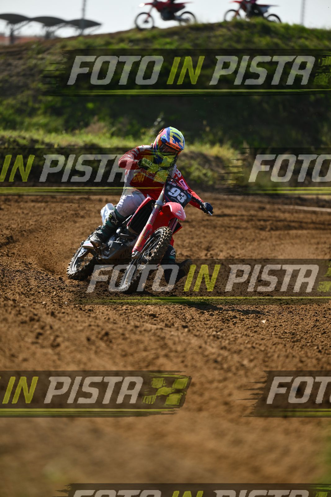 93 · DSH_0202