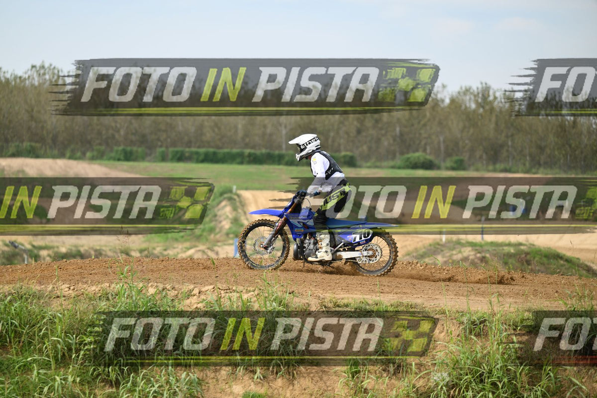 710 · DSH_0225