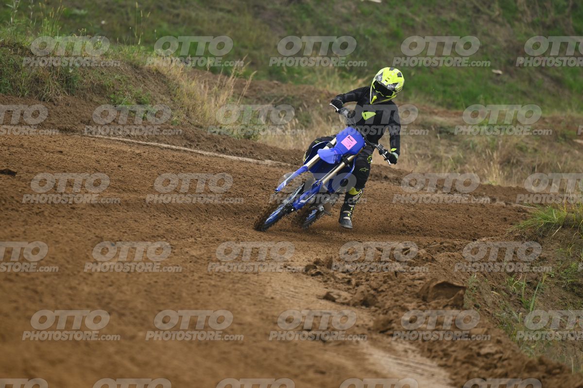 YAMAHA YZ -45F blue - Yellow Helmet · DSH_0236