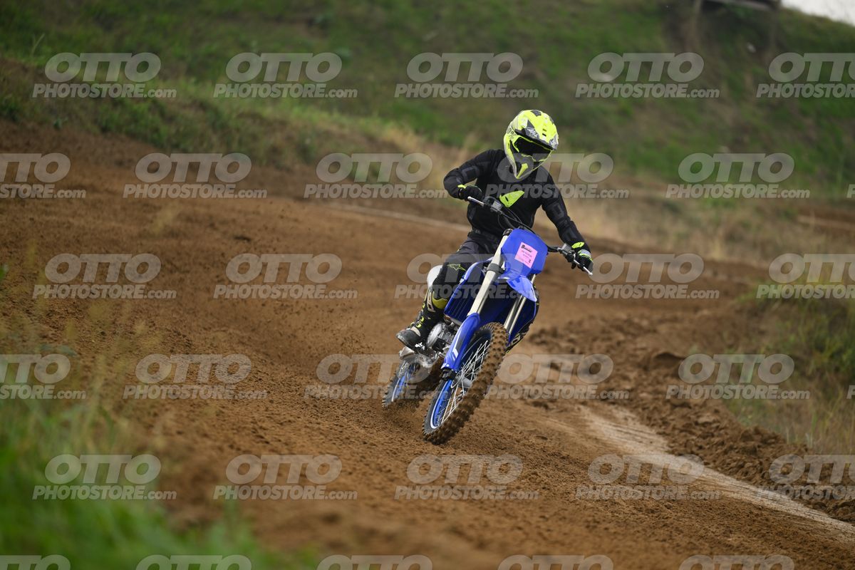 YAMAHA YZ -45F blue - Yellow Helmet · DSH_0244