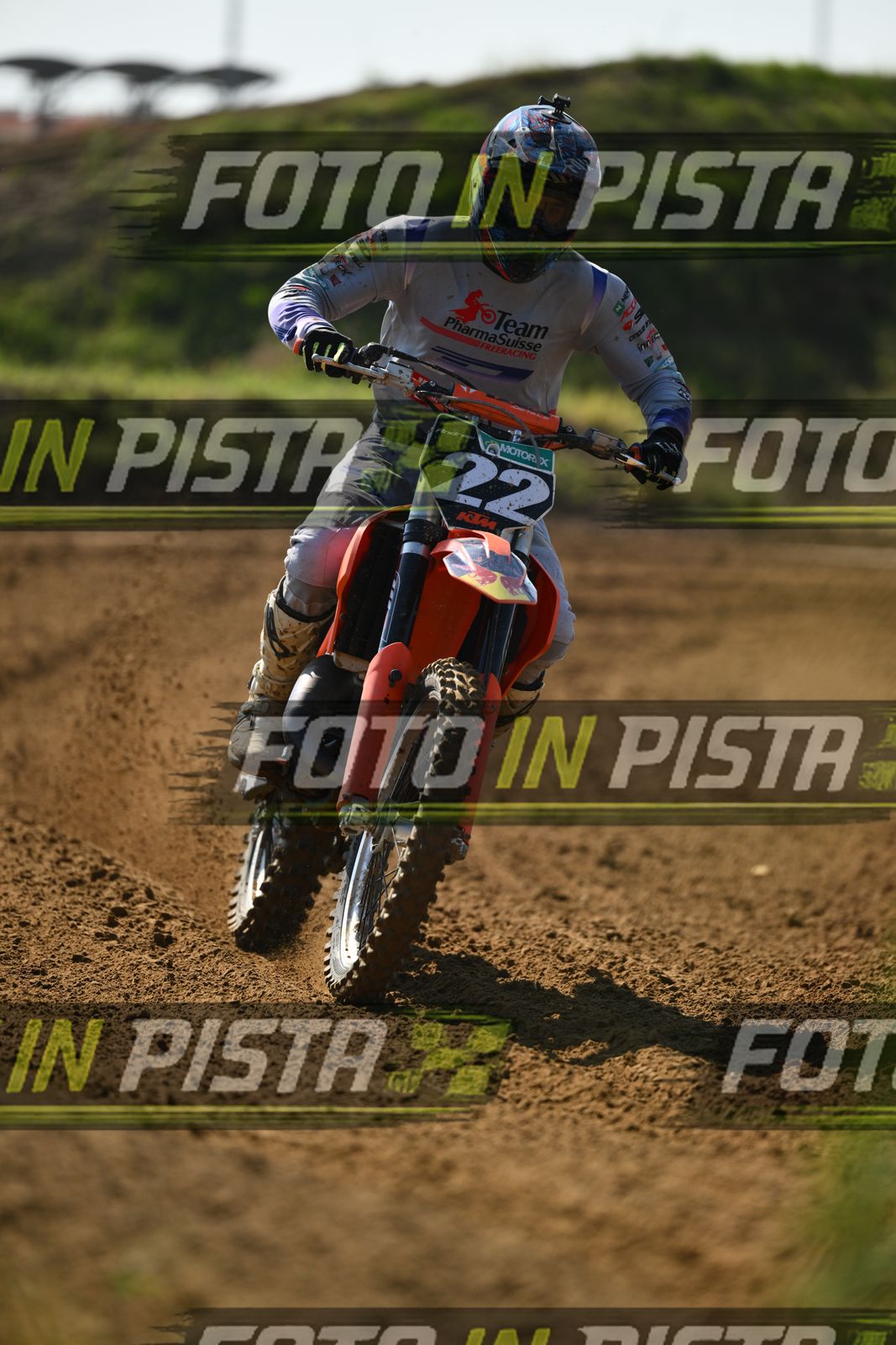 22 · DSH_0296