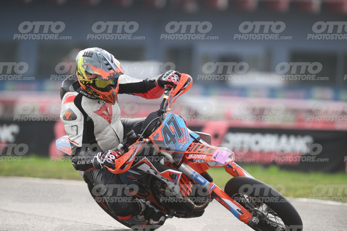SUPERMOTO 47 · DSH_0300