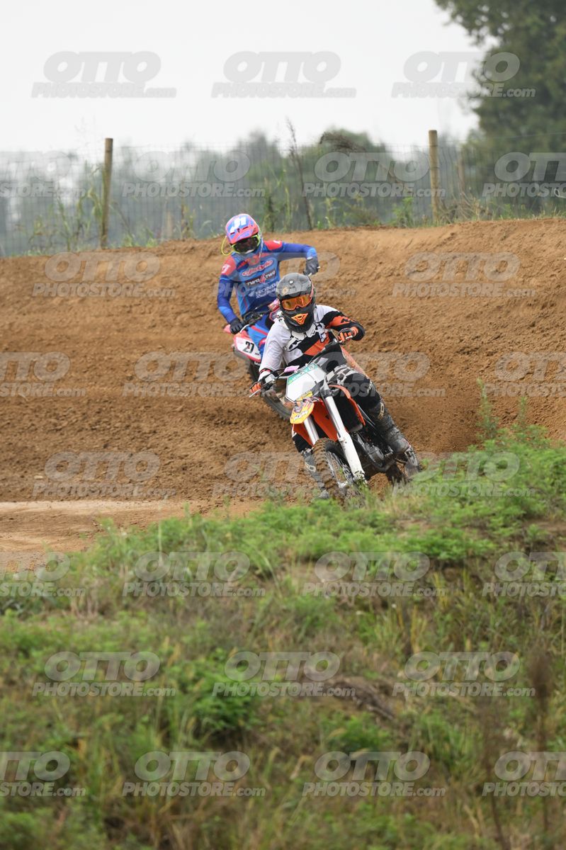 KTM ORANGE WHITE - BLACK WHITE ORANGE SUIT - BLACK ORANGE HELMET · DSH_0326