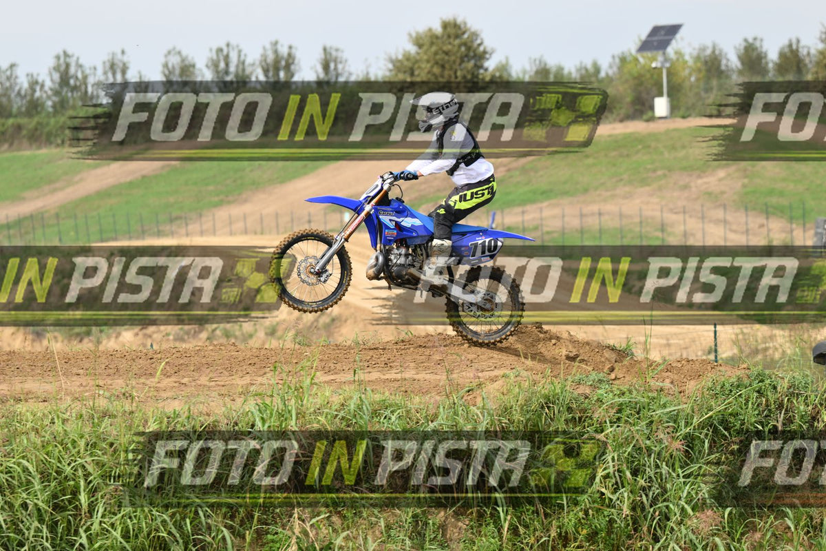 710 · DSH_0334