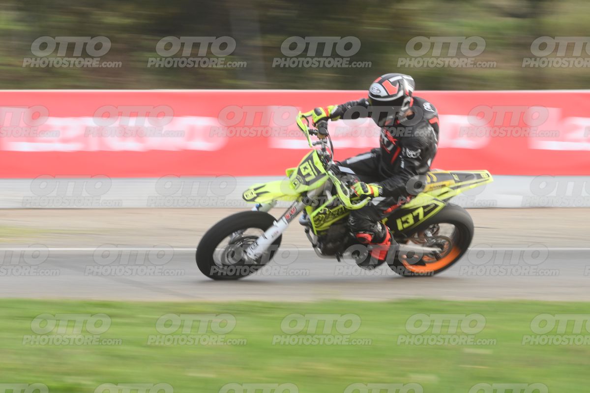 SUPERMOTO 137 · DSH_0350
