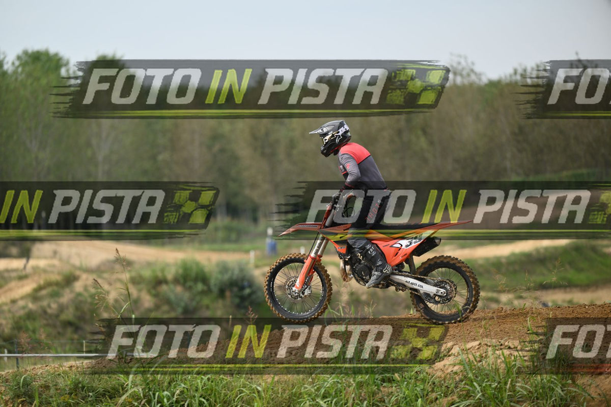 39 · DSH_0372