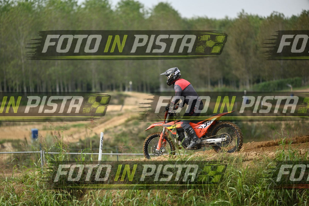39 · DSH_0374