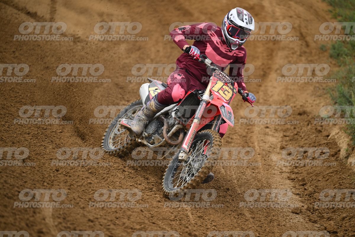 13 · DSH_0374