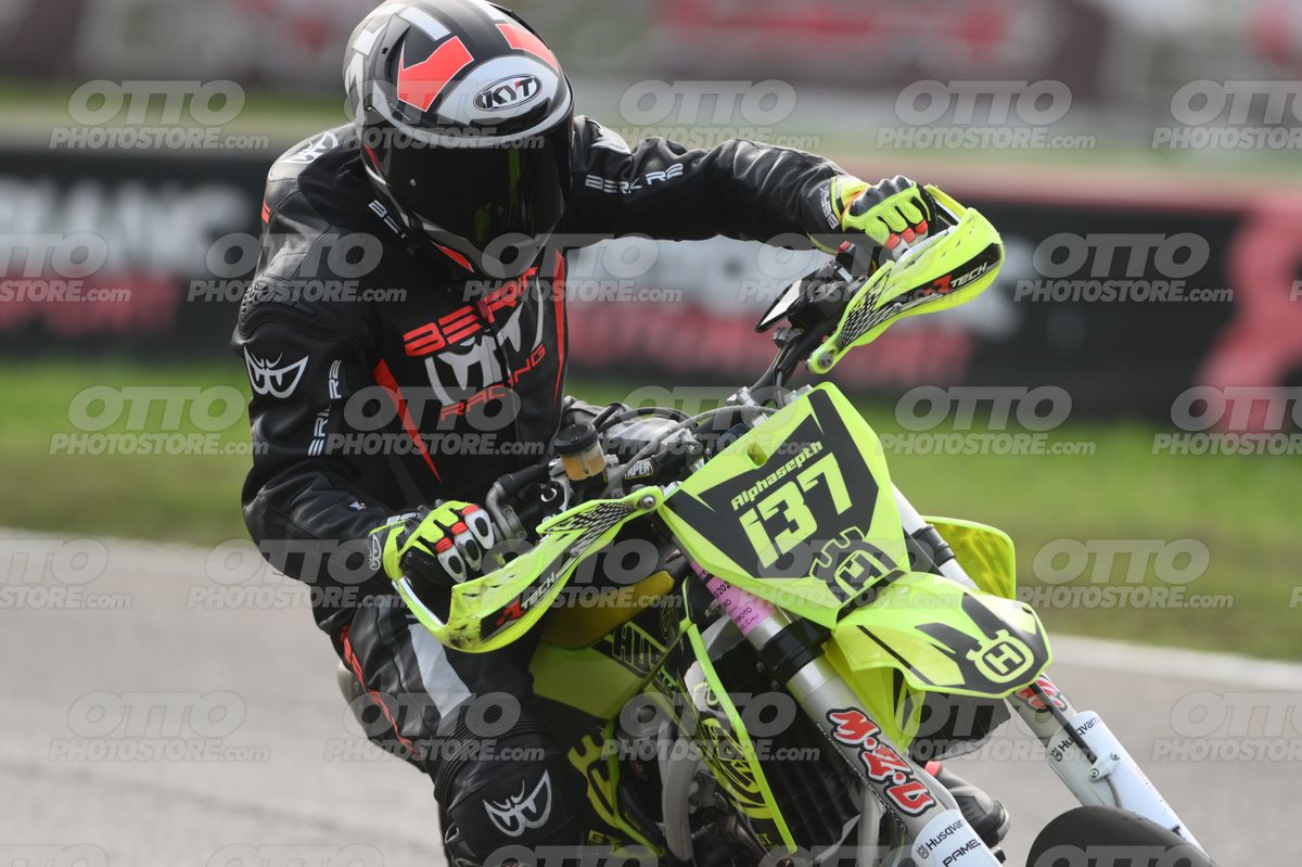 SUPERMOTO 137 · DSH_0377