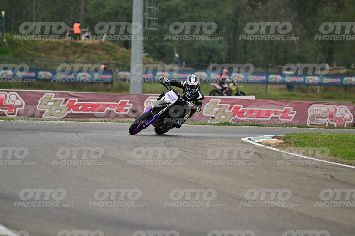 SUPERMOTO WHEELE · DSH_0384