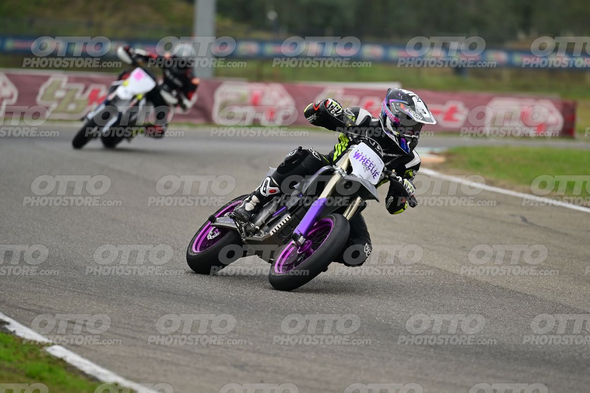 SUPERMOTO WHEELE · DSH_0389