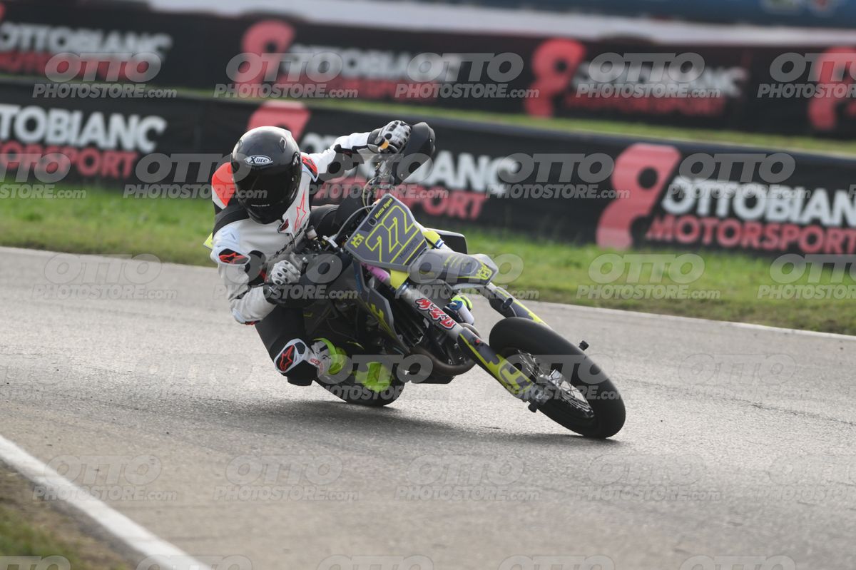 SUPERMOTO 22 · DSH_0395