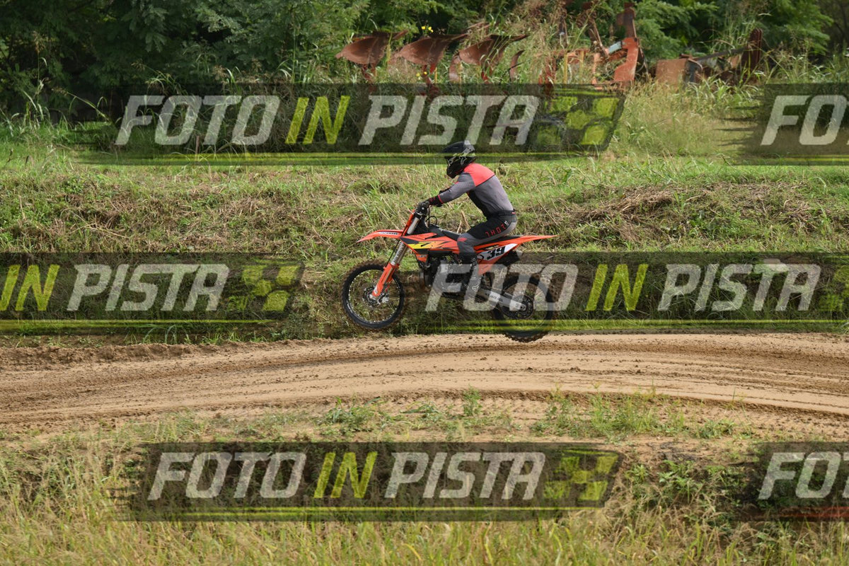 39 · DSH_0412