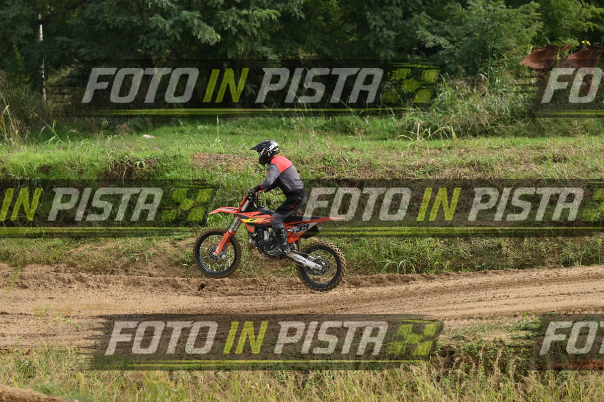 39 · DSH_0415