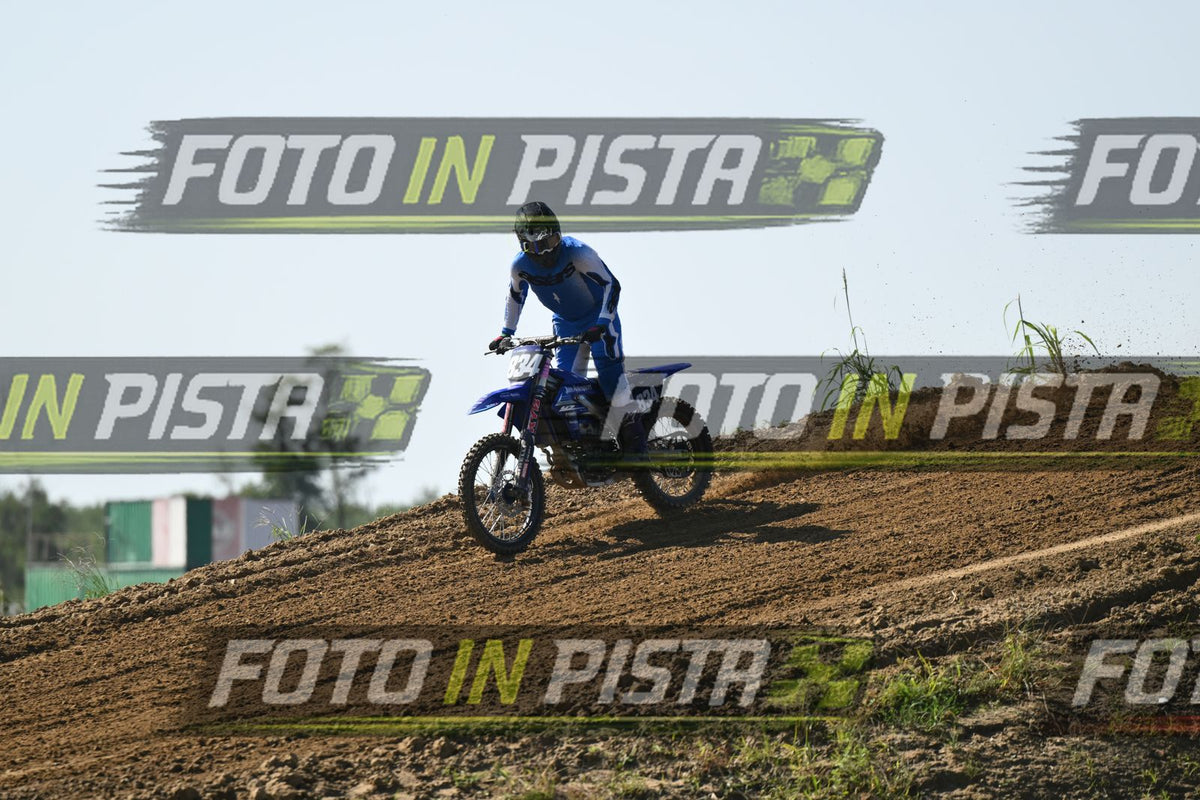 834 · DSH_0415