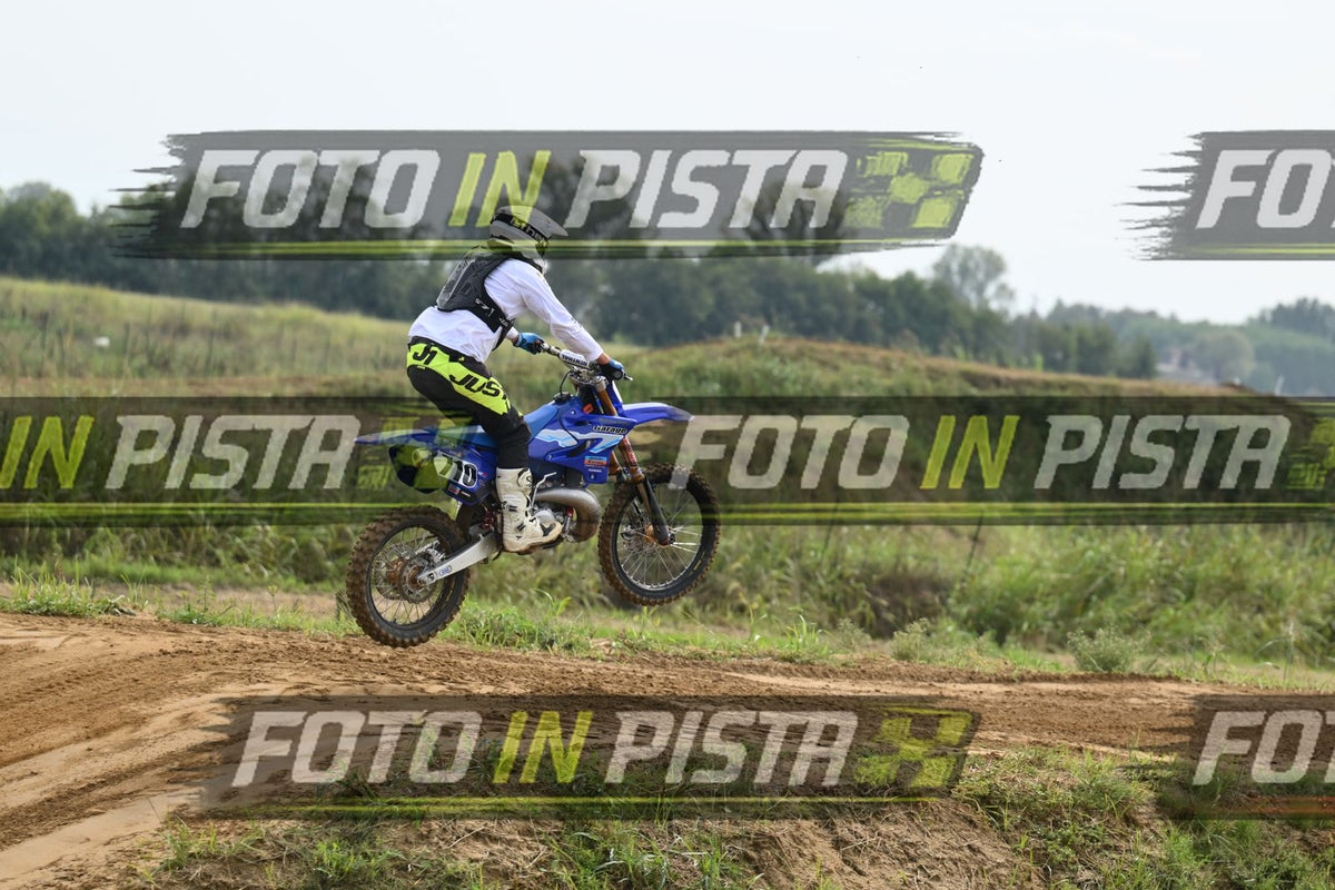 710 · DSH_0438